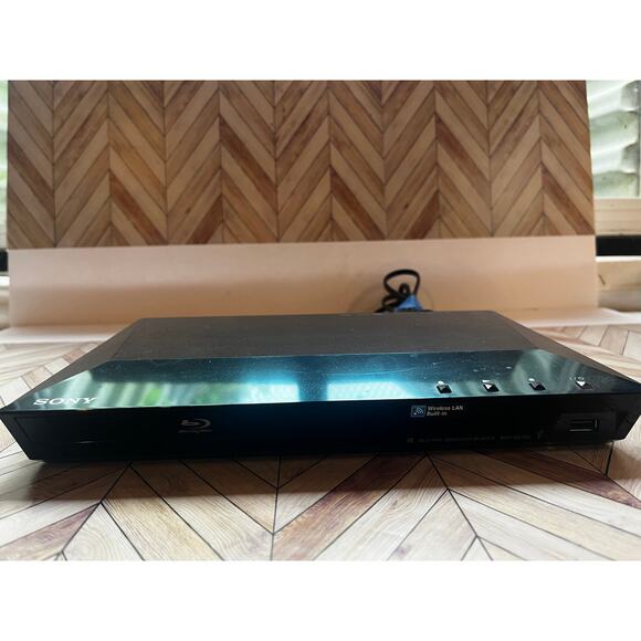 Sony BDP-S1100 Blu-ray Disc Player (2013 Model) Black TESTED WORKS No Remote - Picture 4 of 8